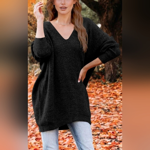 Elegant Black Sweater Dress - Picture 2 of 6